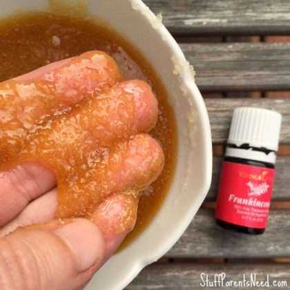 honey-sugar-scrub-with-frankincense