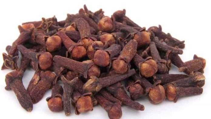 Adulterated cloves: How to identify adulterated spices?