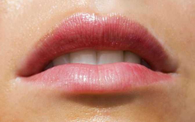 how to make lips pink at home