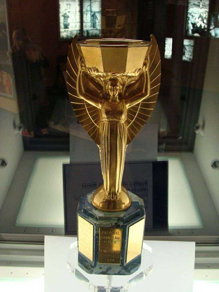 old fifa trophy