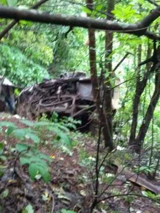bus collapsed in poladpur valley
