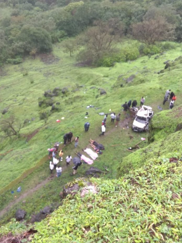 kolhapur tilari valley accident