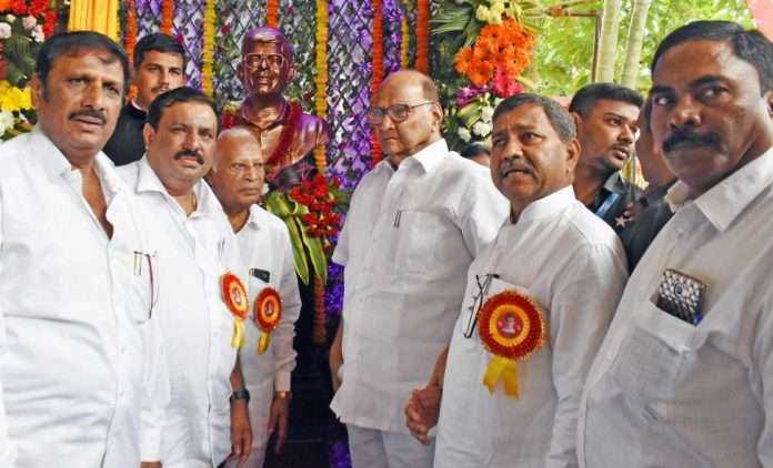Sharad Pawar inaugurate Sharad Rao Statue at Pune
