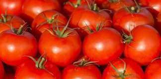 price of onion tomato may shoot beyond 700 rs per kg in pakistan may import from india due to floods