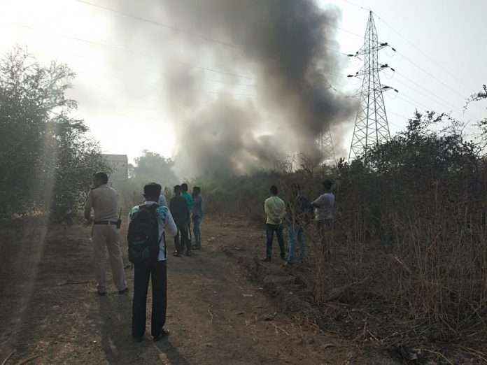 fire at vashi railway station