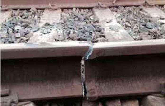 centrai rail disruption rail traffic disturbed passengers have to suffer