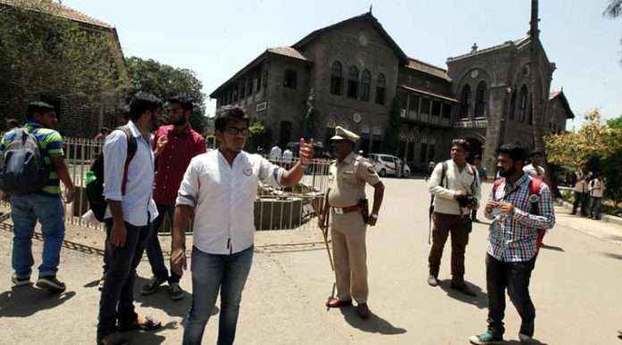 Pune Fergusson College crises on Justice BG Coalse-Patil