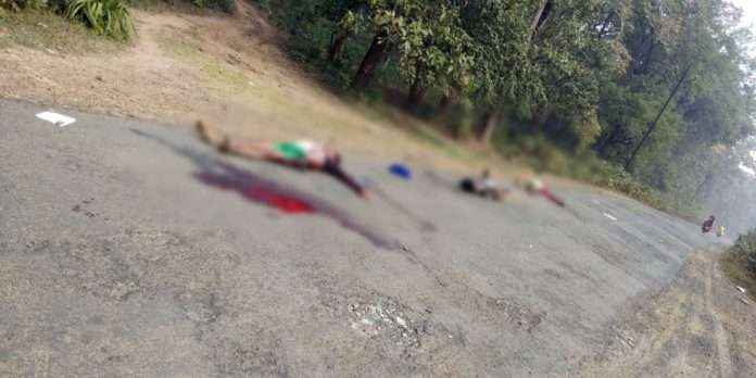 Naxals killed three people in Gadchiroli