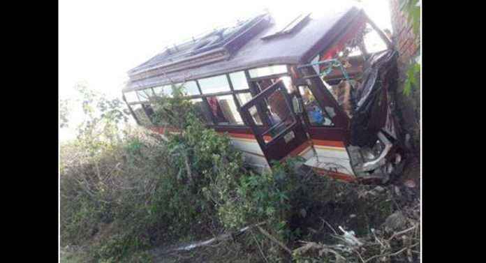 jammu kashmir : accident at jammu kashmir six died