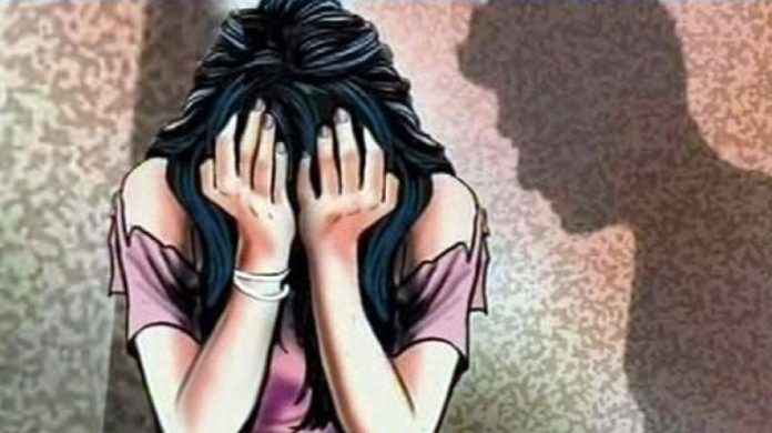 Arrested for molesting a leady in bhiwandi