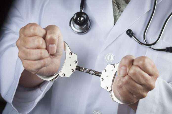 bogus doctor three co-operatives arrested by titwala police