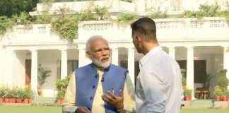 narendra modi interact with akshay kumar