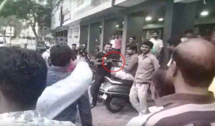 Madhya Pradesh: Celebratory firing outside BJP MLA Akash Vijayvargiya's office in Indore after he got bail in an assault case