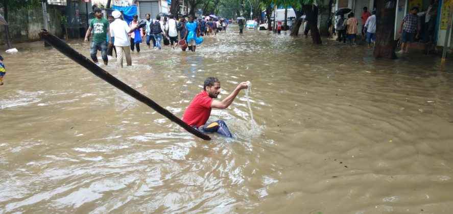 Mumbai Rains : heavy rain in dadar hindmata area