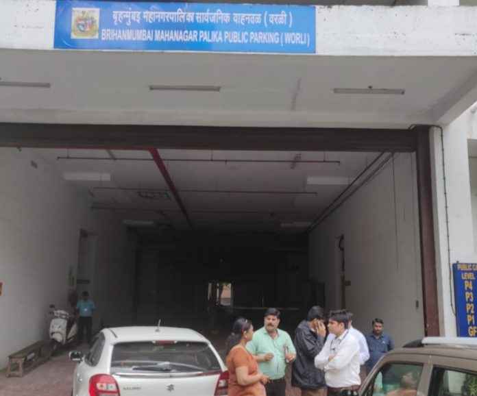 11 thousand penalties for illegal parking in elphinstone to lower parel by bmc