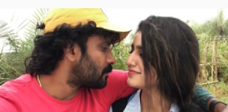 Wink girl priya prakash varrier gets ready to kiss him in viral video