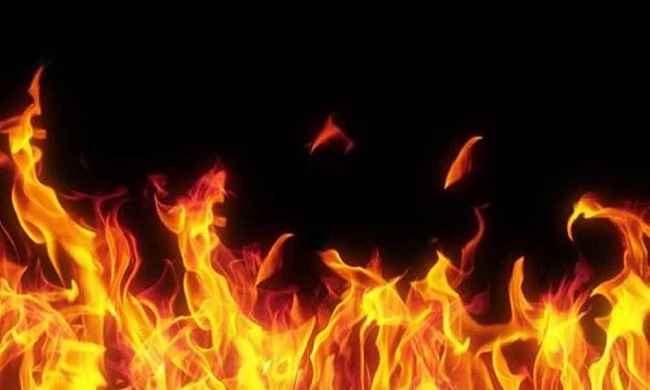 भिवंडीत कापड गोदामांना भीषण आग; पाच गोदामे जळून लाखोंचे नुकसान