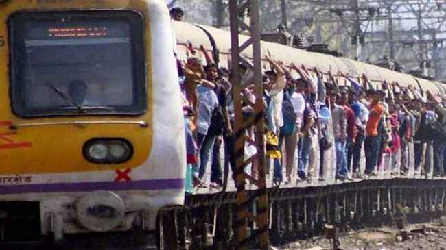 one dead and two injured after falling down of local train between mumbra and kalva railway stations