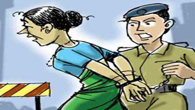 police arrested maid who theft gold