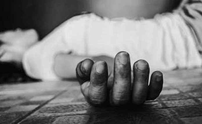 married female comitted suicide in kalyan