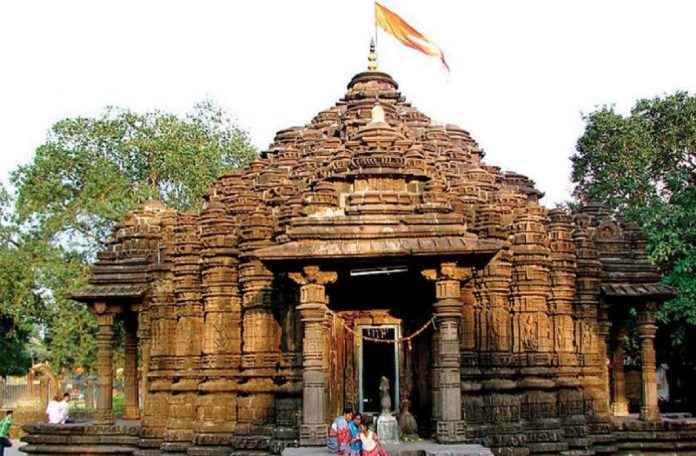 ancient Shiva temple in Ambarnath