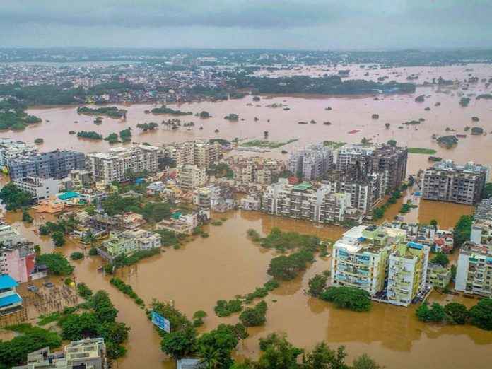 kalyan shiv sena giving five lakh rupees help to flood affected people