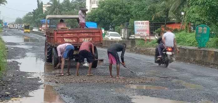 The repair of the Chinchoti-Anjurfata road in Bhiwandi started