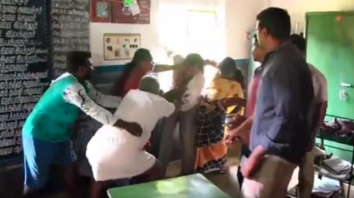 villagers beat class teacher in tamilnadu due to sex with anganwadi worker
