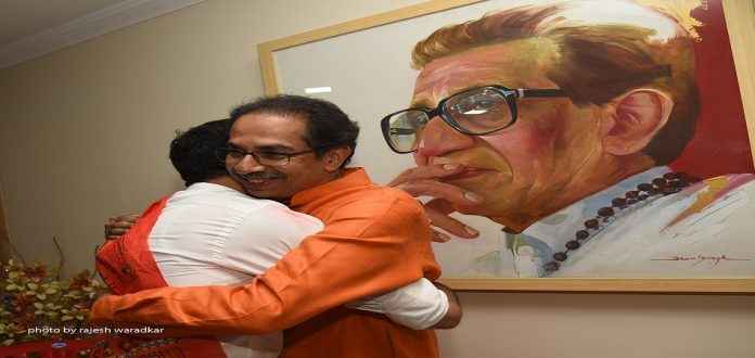 Uddhav Thackeray calls meeting with Shiv Sena leaders on government formation, BJP to discuss about 50-50 formula and 'CM Maharashtra only Aditya Thackeray'
