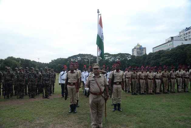 Vashi police celebrate National Integration Day