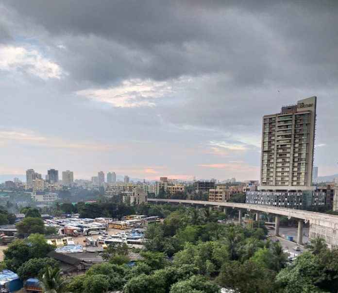 Chance of rain in Mumbai in next 24 hours! 3