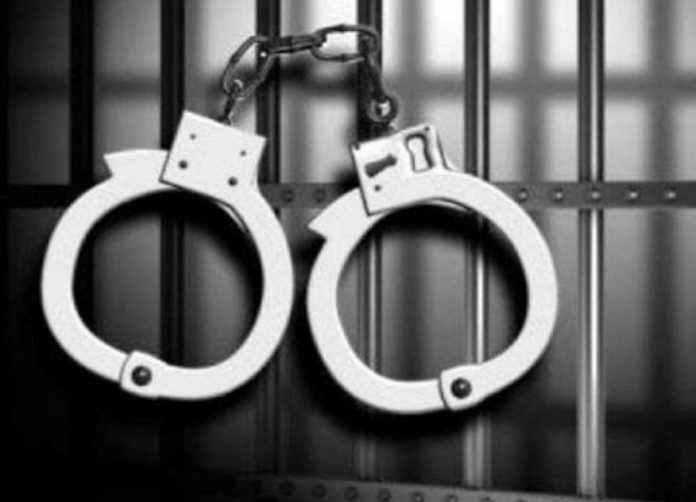 arrested bogus Doctor Swapna Patkar in bandra