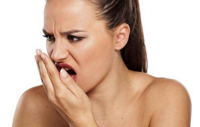 mouth stink causes