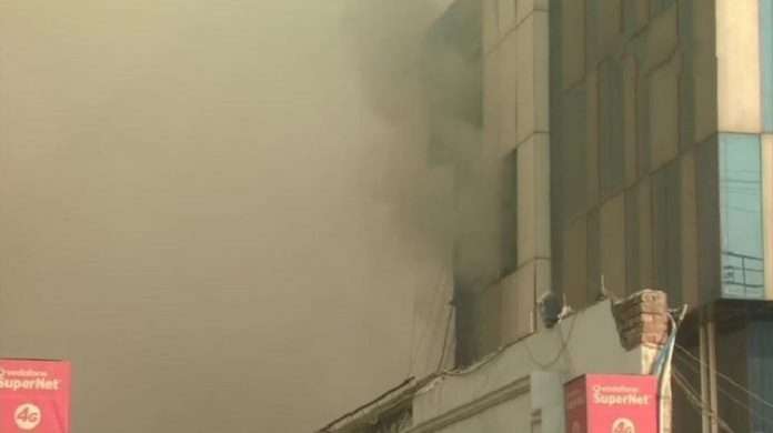 burning factory building collapsed in delhi; several people trapped 1