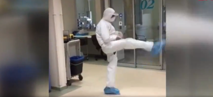 coronavirus turkey patient doctor moonwalk dance