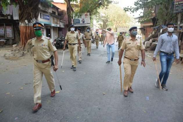 flag march by mumbai police ghatkopar
