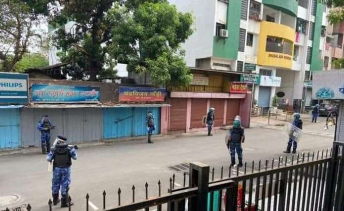 lockdown in pune military forces deployed with police
