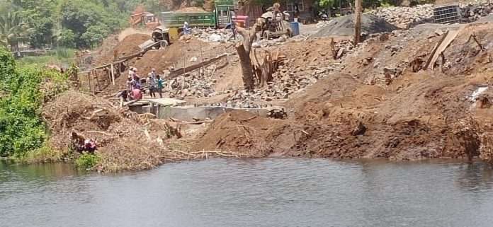 encroachment in river