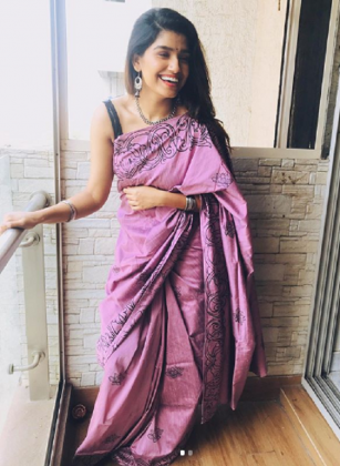 actress rasika sunil share saree picture on instagram