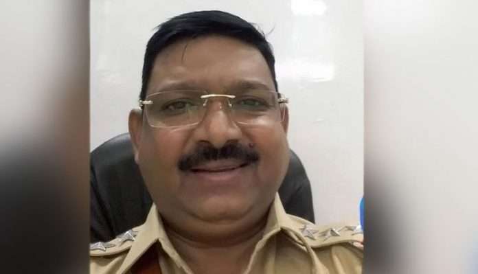 Amalner Sub-Divisional Police Officer Rajendra Sasane died in accident