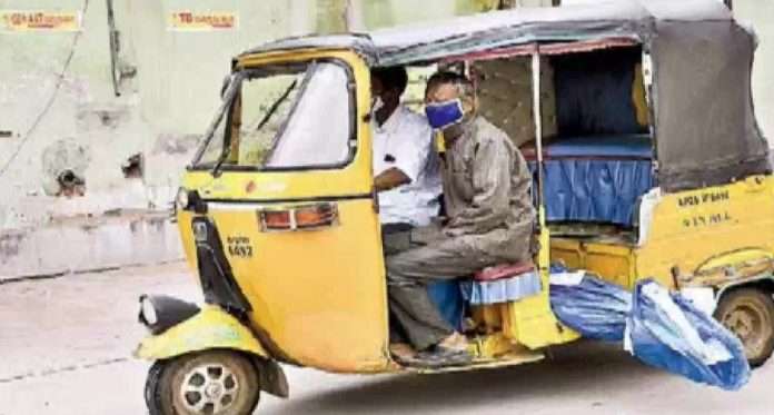 deadbody in auto rickshaw