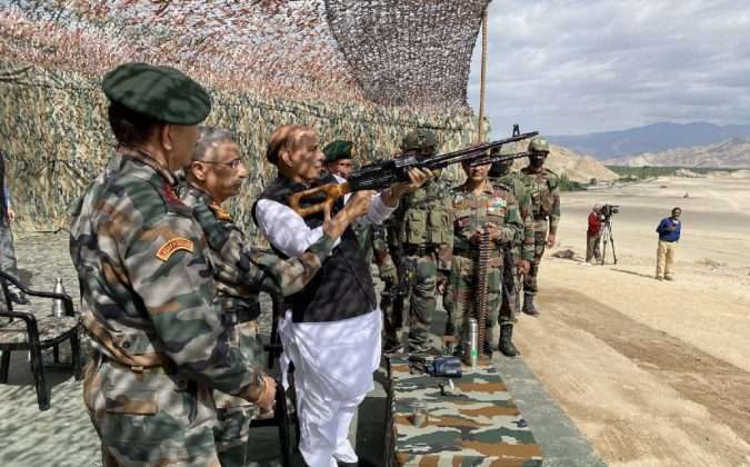 defence minister rajnath singh reached ladakh