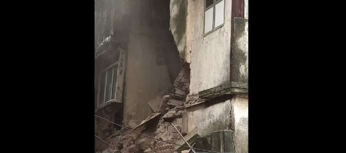 grant road building collapse