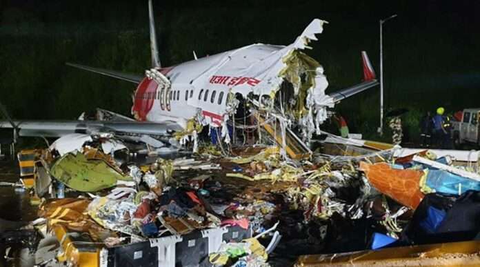 Kozhikode air india express plane crash