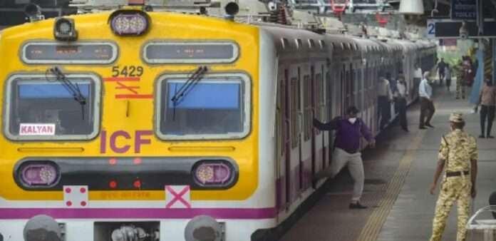 mumbai local news central railway western railway and harbour line to hold mega block today sunday