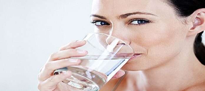 correct way of drinking water will help you to fit know how to drink water