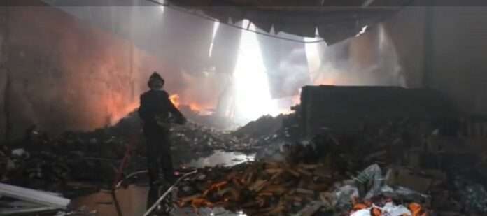 bhiwandi warehouse fire burn five warehouse