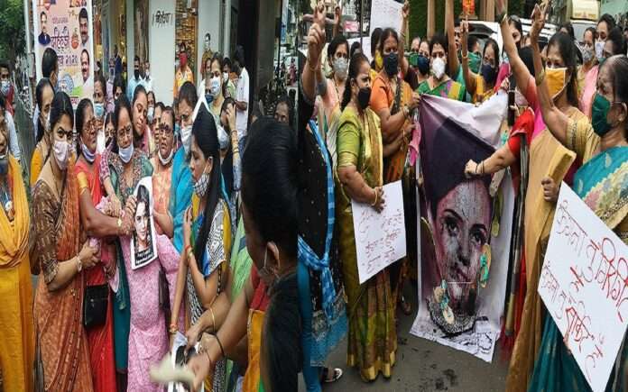shiv sena women protest against kangana ranaut in mumbai and thane