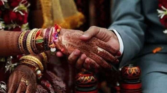 the bride went missing in unlock wedding held in lockdown husband lodged a complaint in uttar pradesh