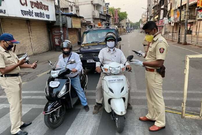 Maharashtra police during lockdown